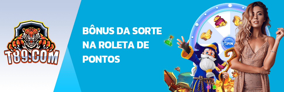 uma pessoa aposta num jogo cara ou coroa